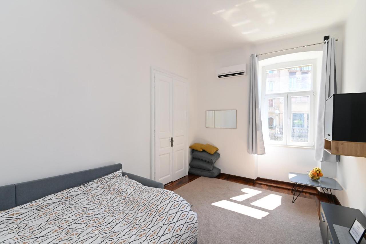 Tyson Apartman Rijeka Apartment Ngoại thất bức ảnh